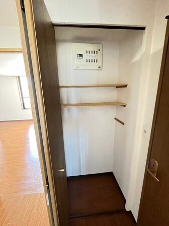 白鷹苦楽園マンションの物件内観写真